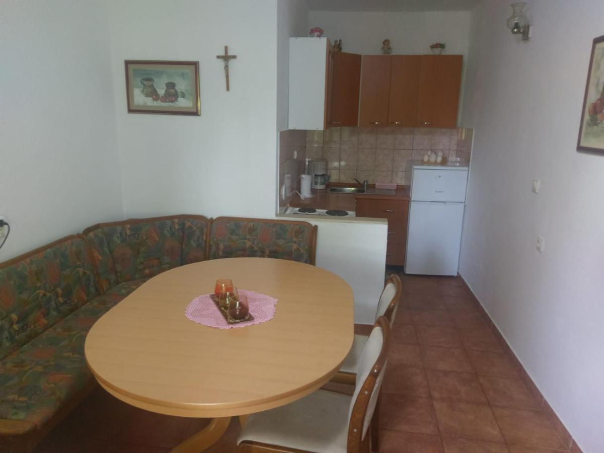 ביוגראד נה מורו Apartment Martina מראה חיצוני תמונה